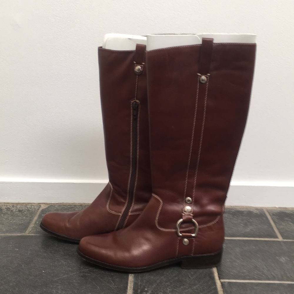 Circa brown boots